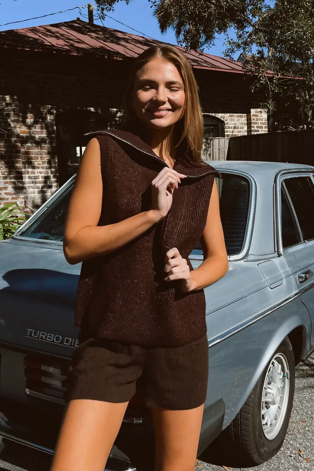 MACKENZIE ESPRESSO COLLARED SWEATER VEST